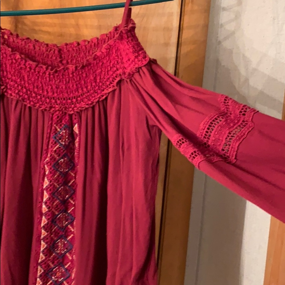 Maurices burgundy blouse - Picture 3 of 8